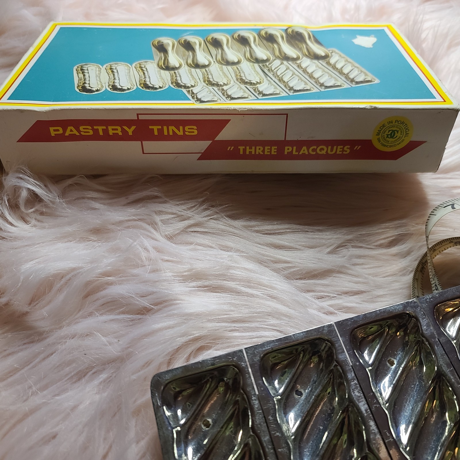 NOS Vintage Williams Sonoma Three Placques Pastry Tins Made in Portugal