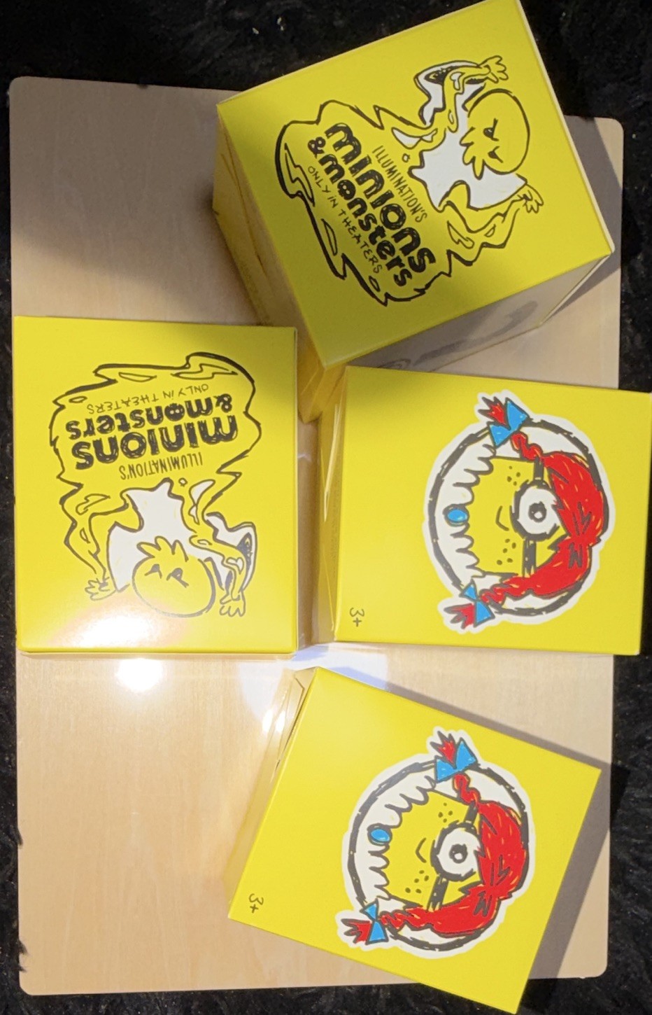 Wendy’s MINIONS TOY BOX the 4 different ones. Whole collection
