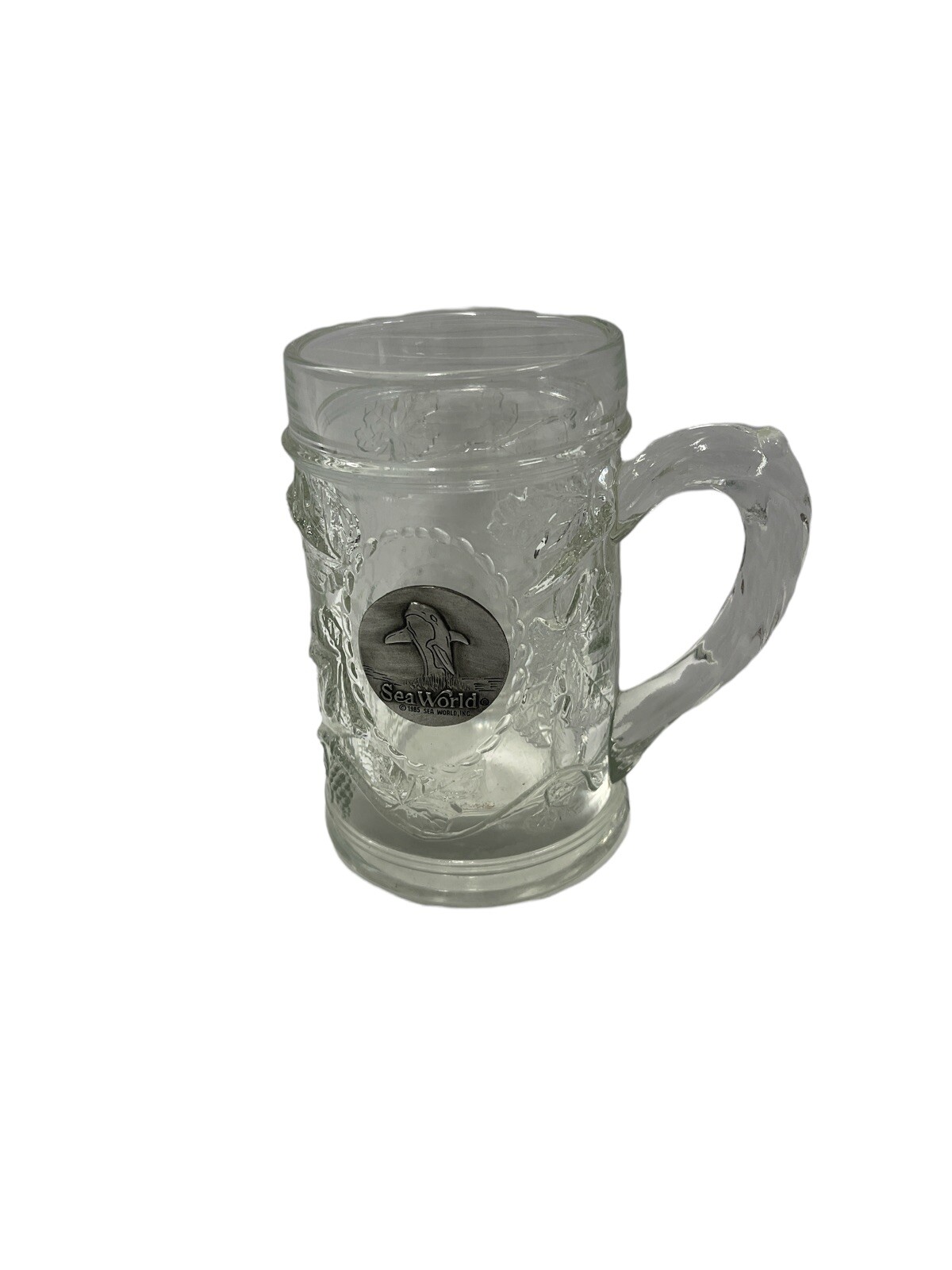 Vintage 1985 Sea World 12oz Glass Mug Grapevine Pewter Whale Medallion 5\