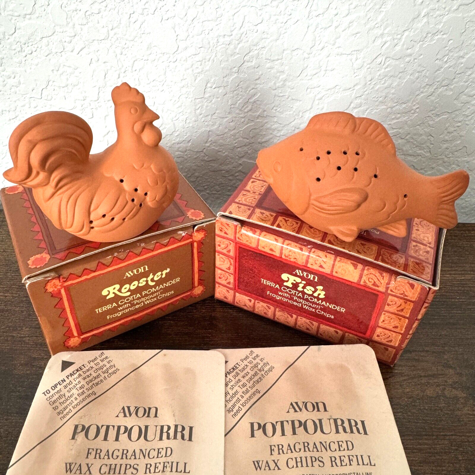 Rooster & Fish Avon Terracotta Reed Wax Diffuser Empty +Wax Chips & Boxes Rooster & Fish Avon Terracotta Reed Wax Diffuser Empty +Wax Chips & Boxes