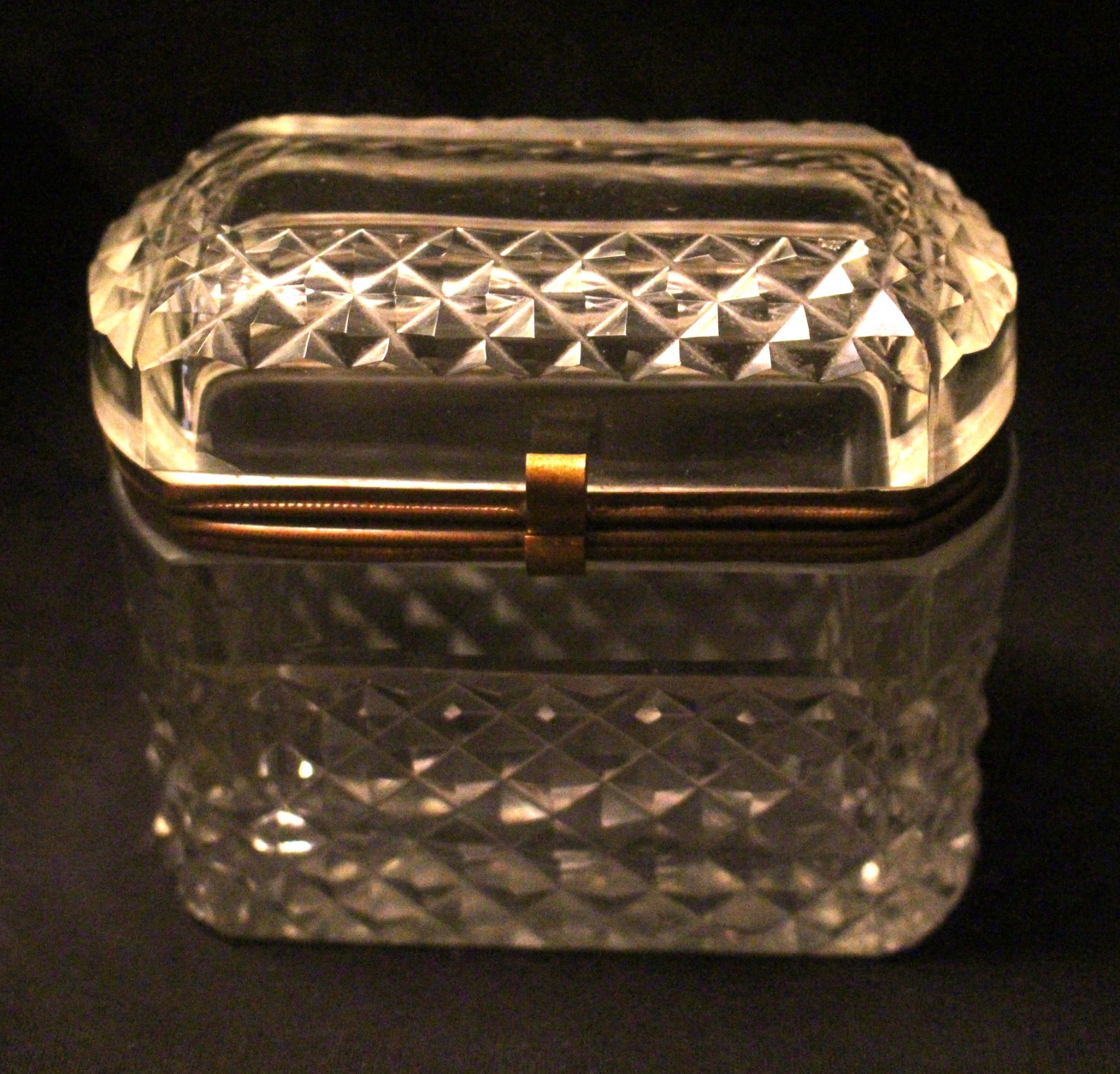 FRENCH BACCARAT STYLE CRYSTAL CASKET