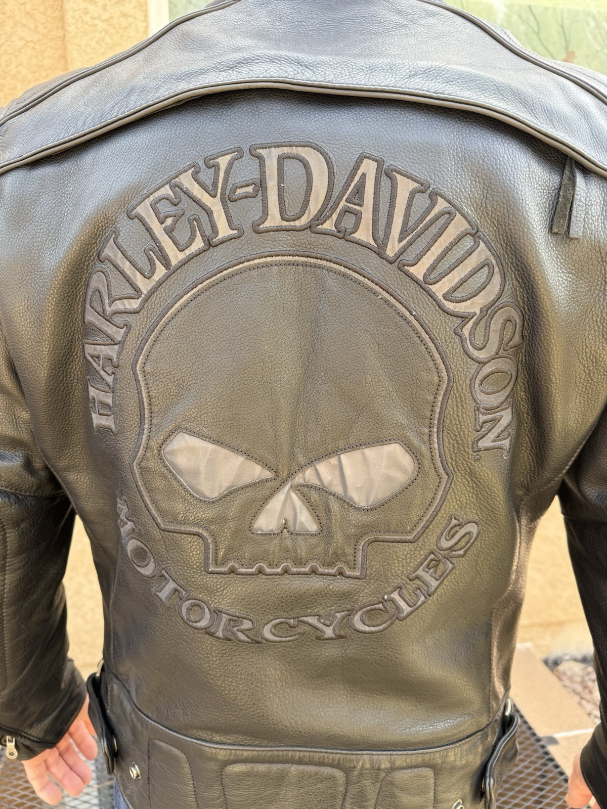 Harley-Davidson Black Leather Motorcycle Jacket-immaculate condition