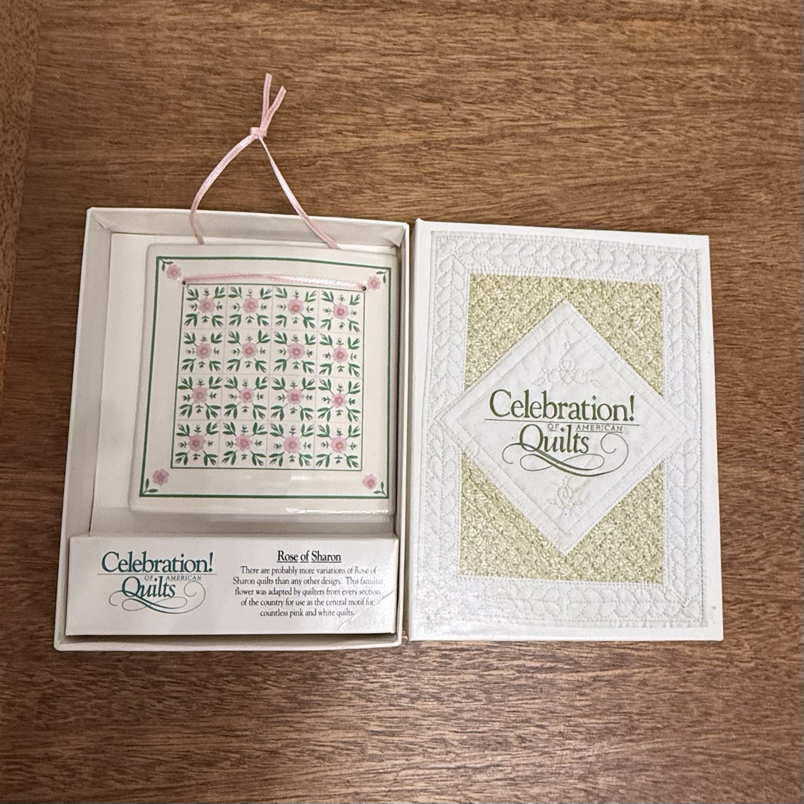 Celebration of American Quilts Hanging Tile new porcelain Rose of Sharon 1992