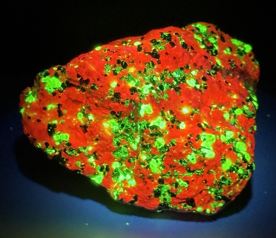 STRIKING Willemite, Calcite, & Franklinite Fluorescent Mineral Specimen - NJ