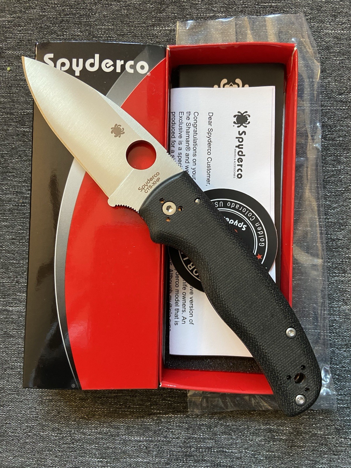 Spyderco Distributor Exclusive Shaman - Black Micarta - Satin CTS XHP