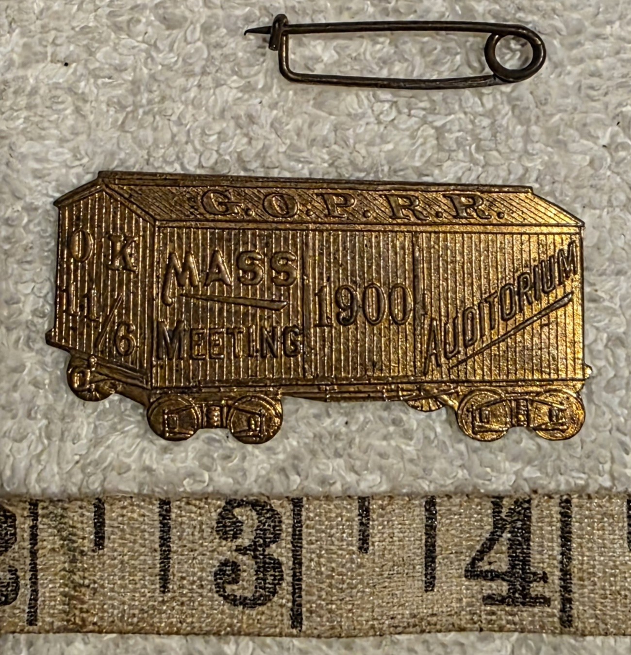 1900 William McKinley GOP RR Boxcar Pin Presidential Campaign Mass Meeting Pin 