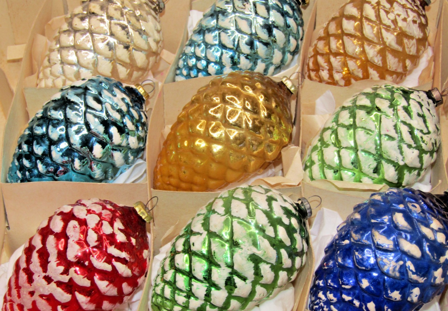 Lot VTG Glass Embossed Snow Large PINECONE Christmas Ornament Japan Blu Gold Red