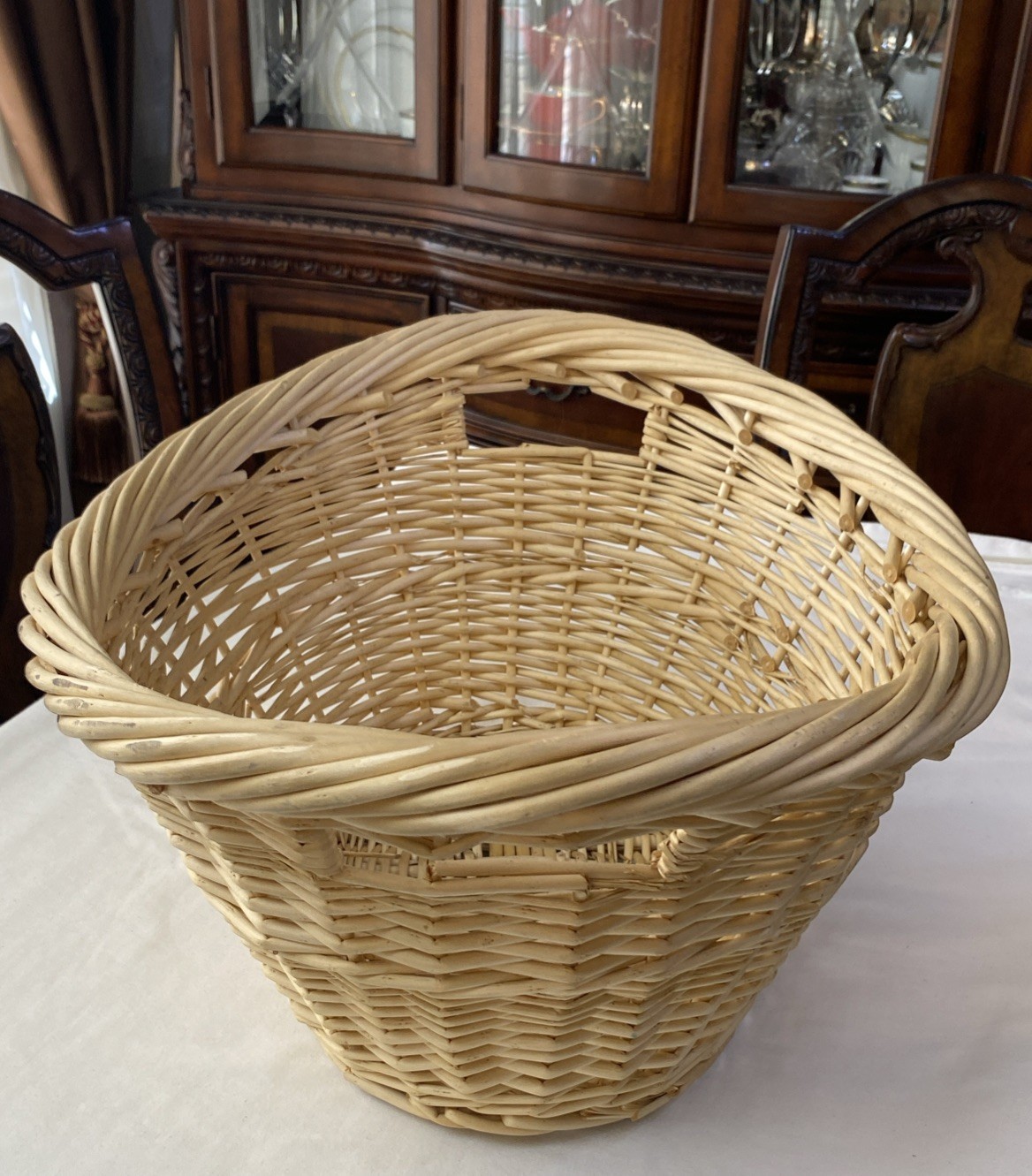 Vintage Large Woven Wicker Basket Oval With Handles 24”x 18” 