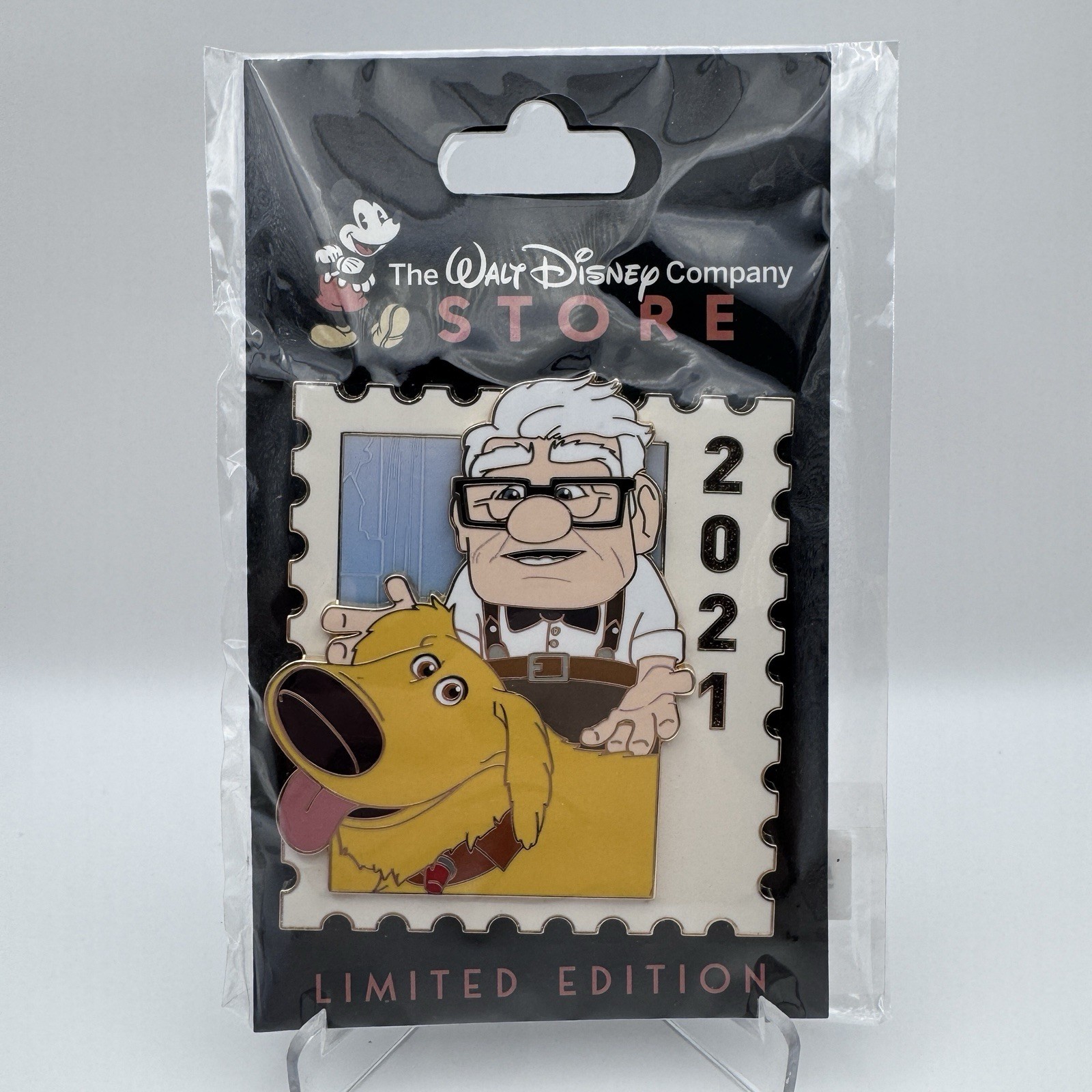Disney D23 Expo 2026 DEC Carl and Dug Pixar Stamp Pin LE500 Read Desc Tiny Flaw Disney D23 Expo 2026 DEC Carl and Dug Pixar Stamp Pin LE500 Read Desc Tiny Flaw