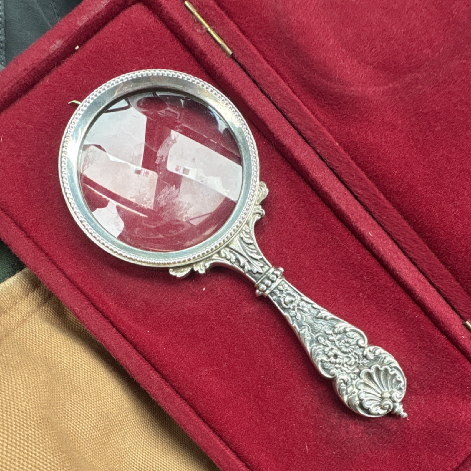 SOLID SILVER ANTQIUE Hand Mirror w/ Floral Design - Collectible & Rare (HEAVY)