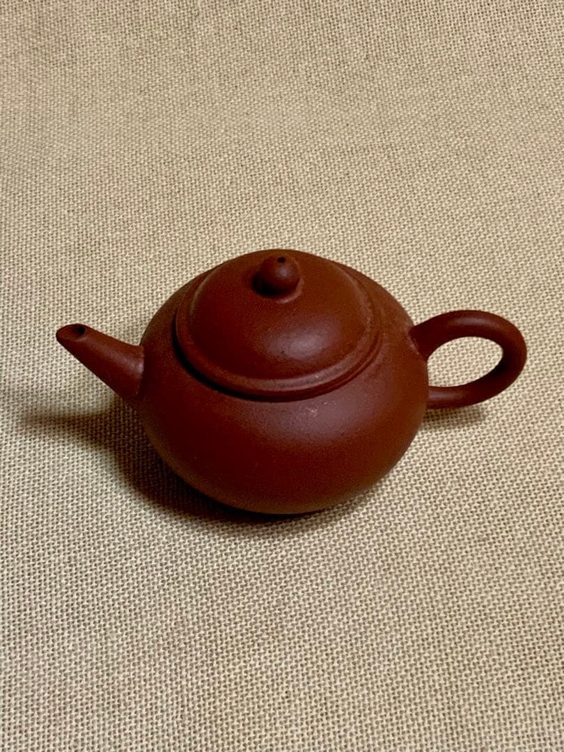 Yixing China Vermilion Clay Mini Teapot 1980s Early Pot Collector\'s Item