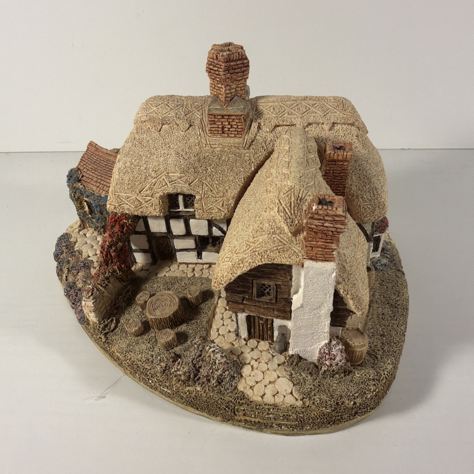 VTG Rare Lilliput Lane Figurine, Thatchers Rest, Hand Made In UK, Heavy VTG Rare Lilliput Lane Figurine, Thatchers Rest, Hand Made In UK, Heavy
