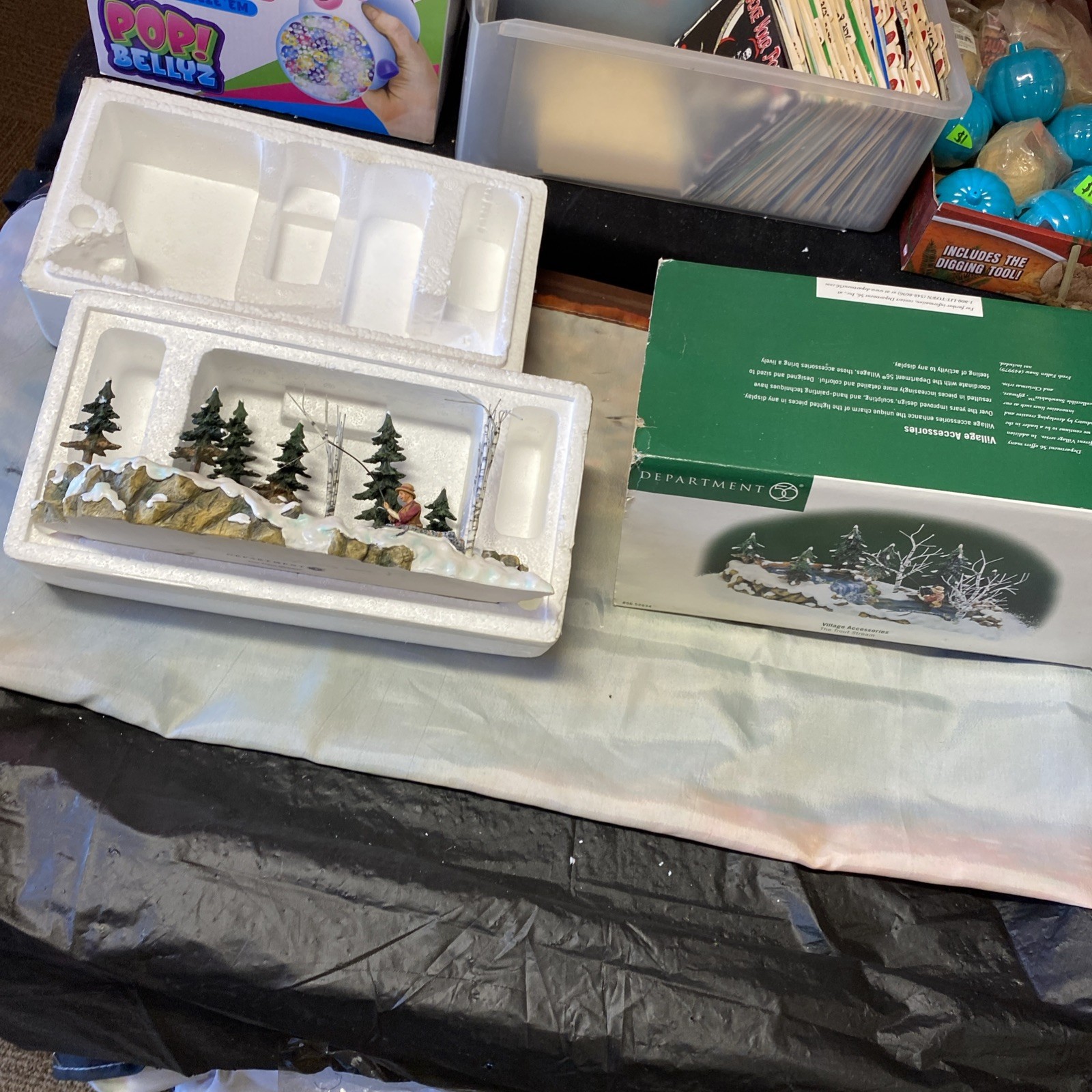 Vintage Department 56 The Trout Stream #56.52834 Christmas Village Accessories