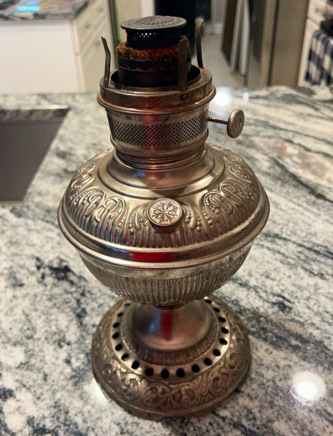 Antique Center-Draft Oil Lamp — Naugatuck Flame Spreader — Late 1800’s