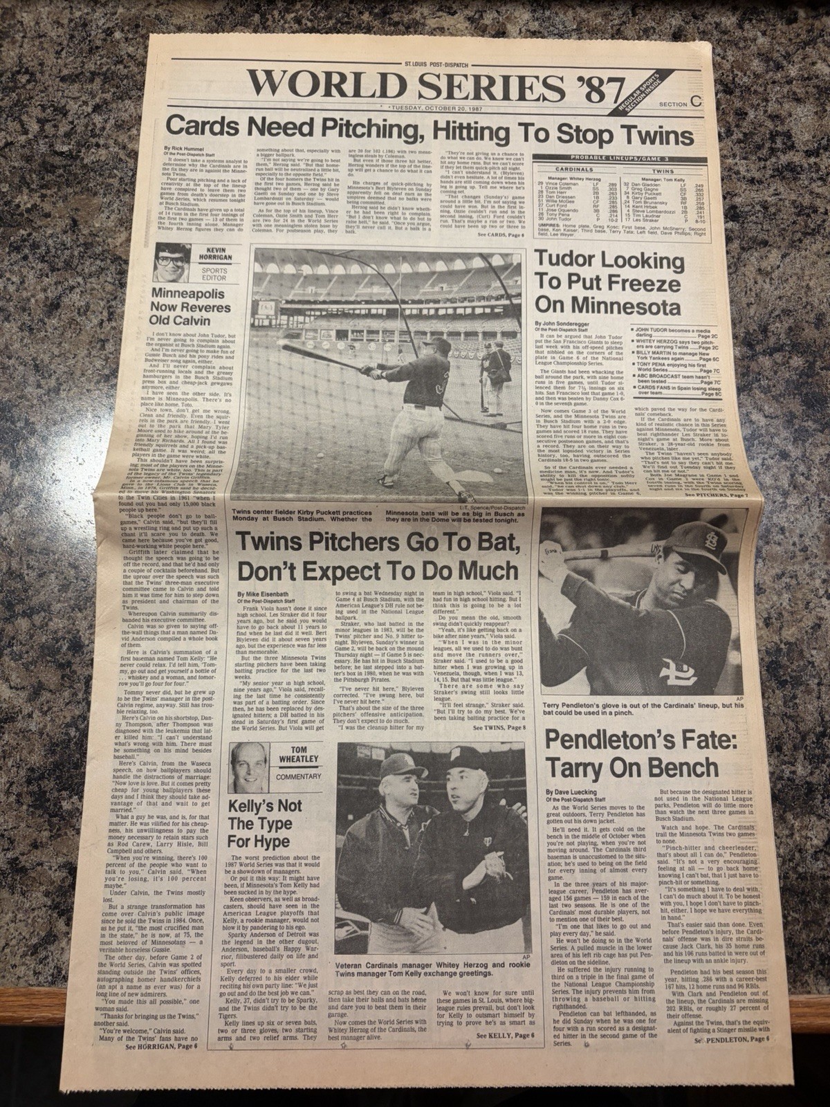 1987 Minnesota Twins World Series Newspaper. Kirby Puckett