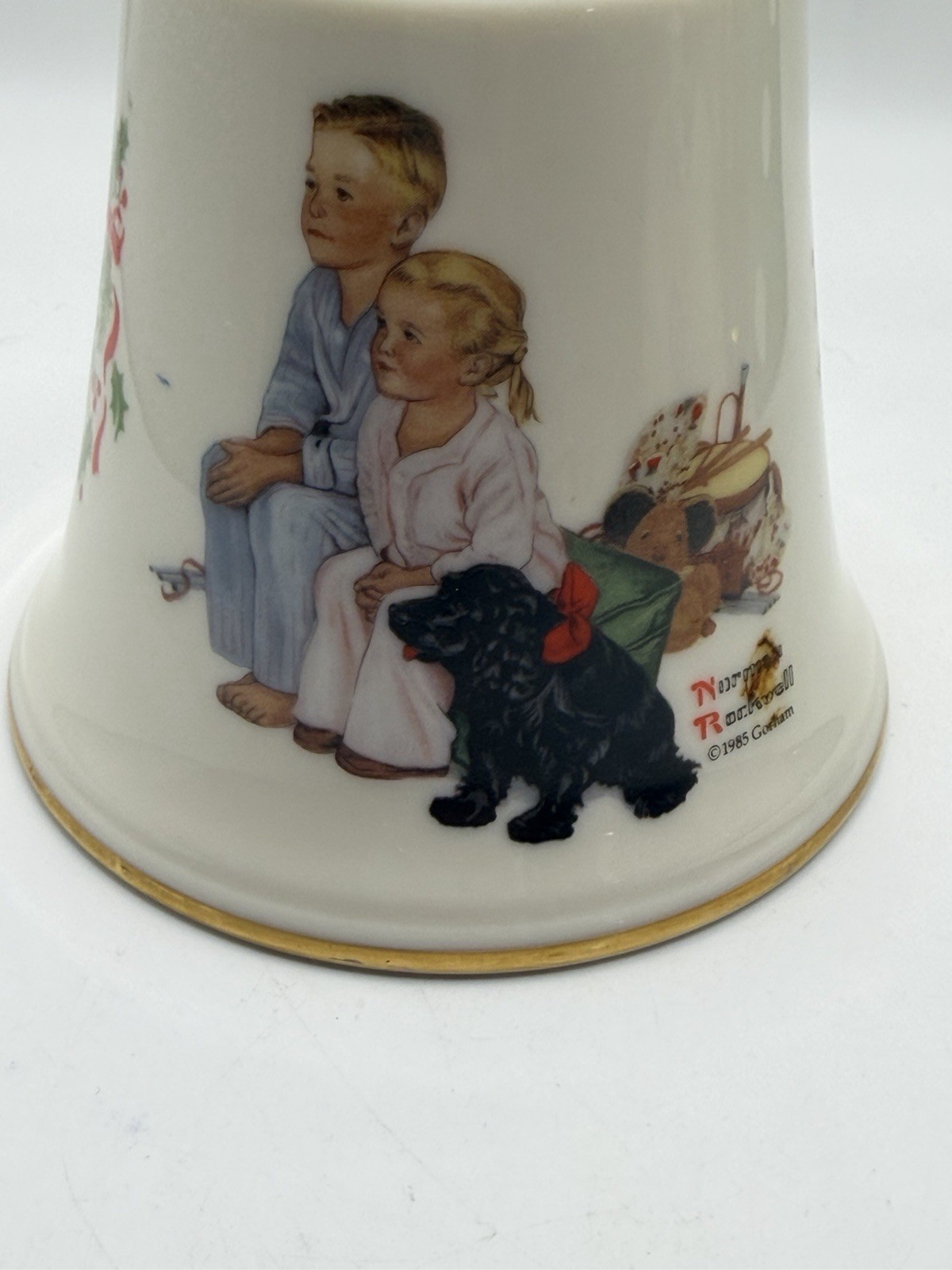 Norman Rockwell Yuletide Reflections Big Bell by Gorham Fine China 1985 ~ 9\ Norman Rockwell Yuletide Reflections Big Bell by Gorham Fine China 1985 ~ 9\