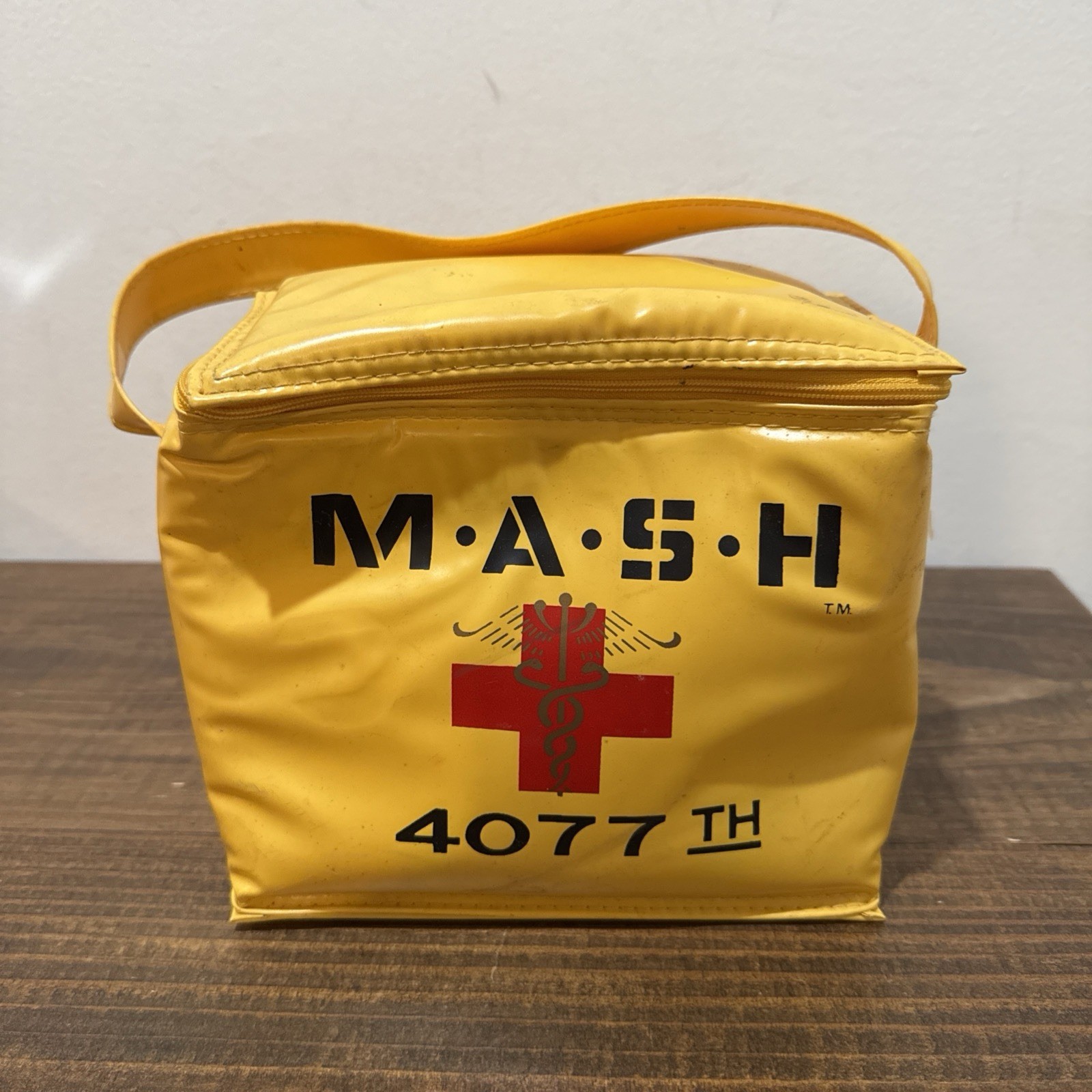 Vintage 1981 M*A*S*H 4077 Soft Sided Cooler Lunchbox MASH TV Show Collectible