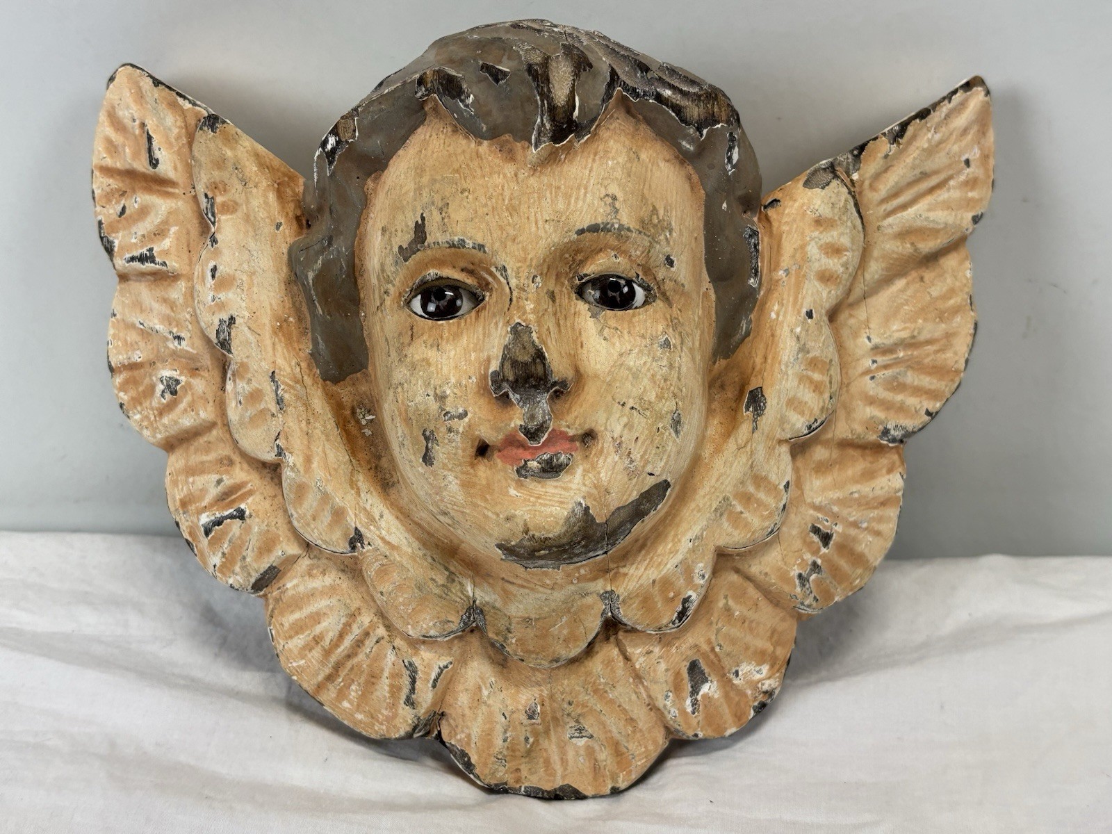 Vtg Carved Wood Polychrome Putti Cherub Angel Head Wall Plaque Shabby Chic Chipp