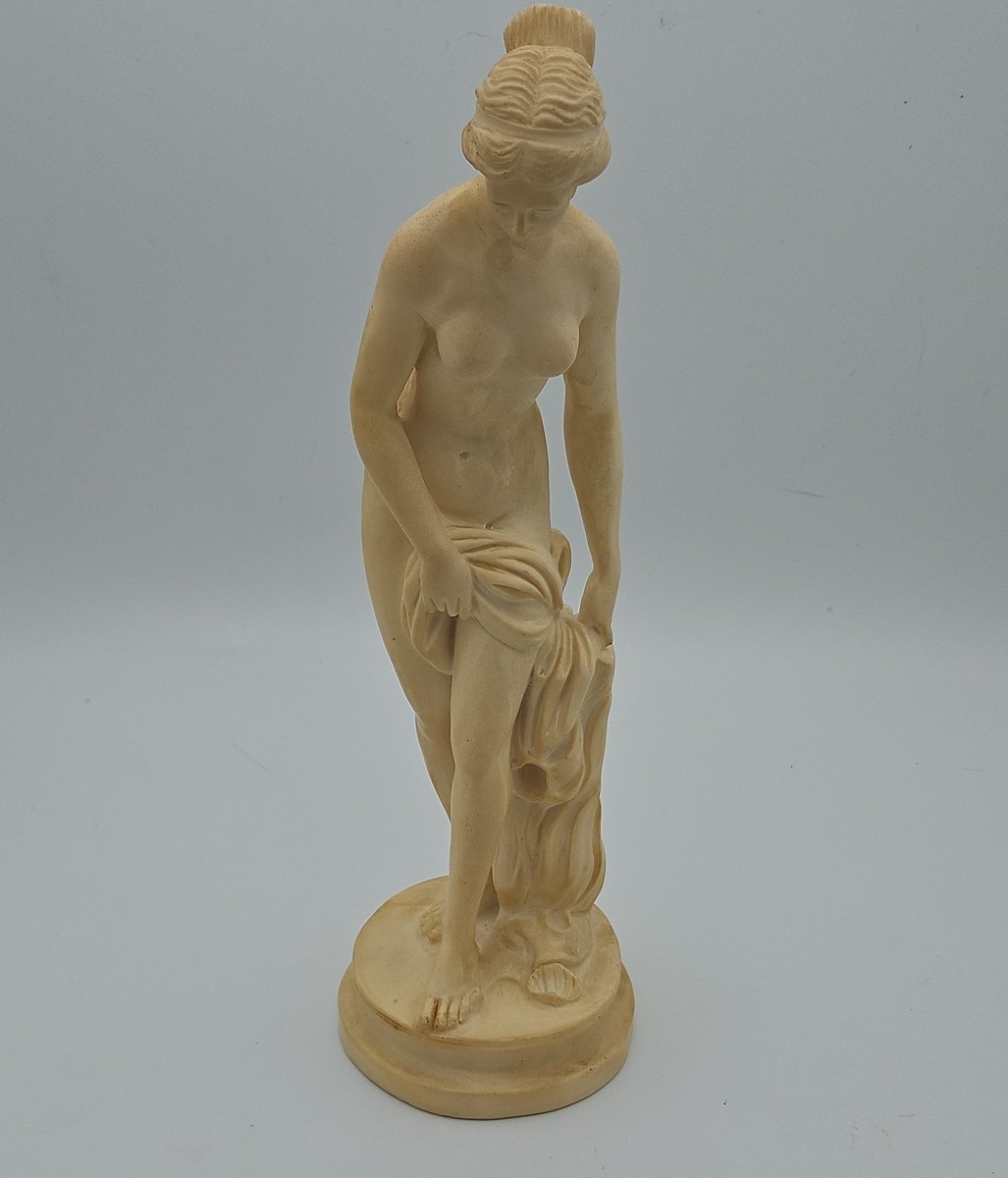 A. Santini Venus Italica Alabaster Figurine