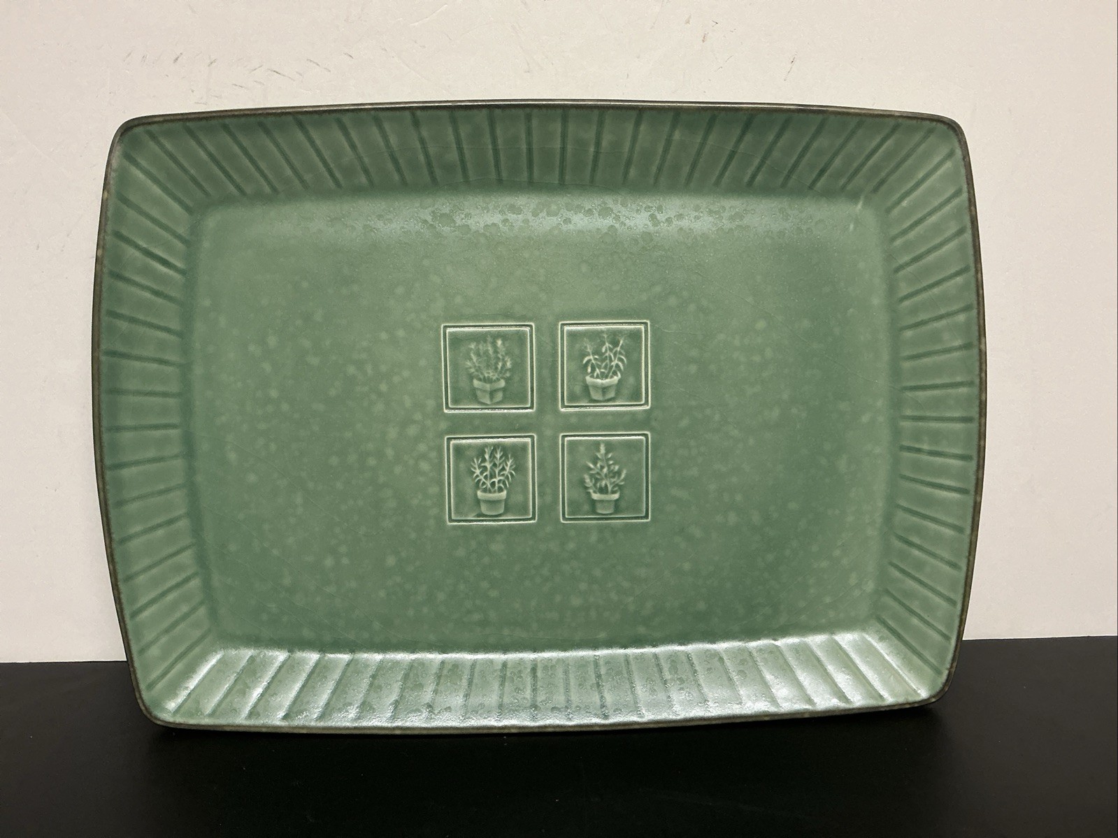 Pfaltzgraff Green Naturwood Large Platter 16”x 11.5 inches 
