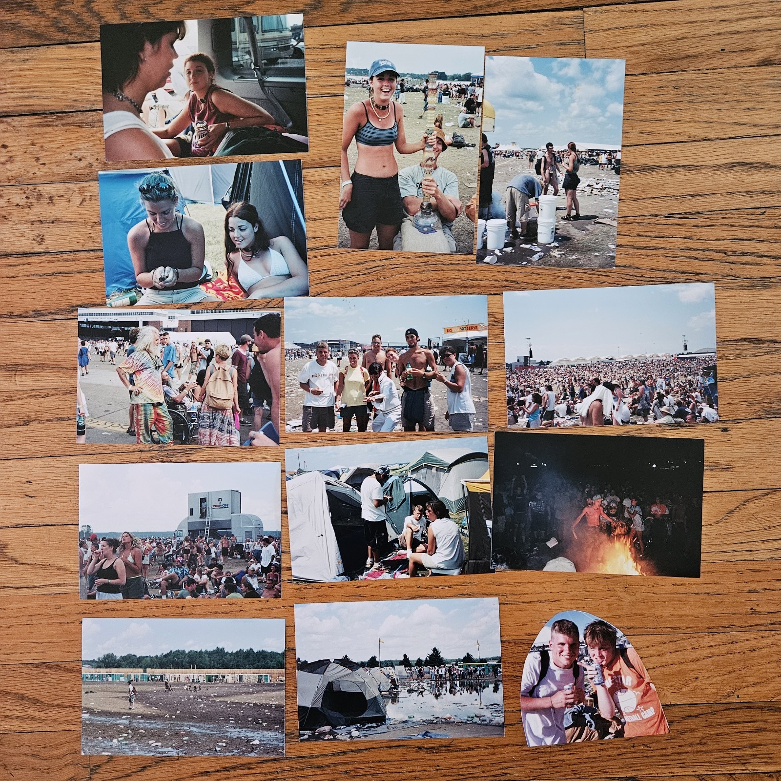 RARE VINTAGE AMERICAN WOMAN'S WOODSTOCK 99 FESTIVAL PHOTOS DRUGS FIRES DAMAGE
