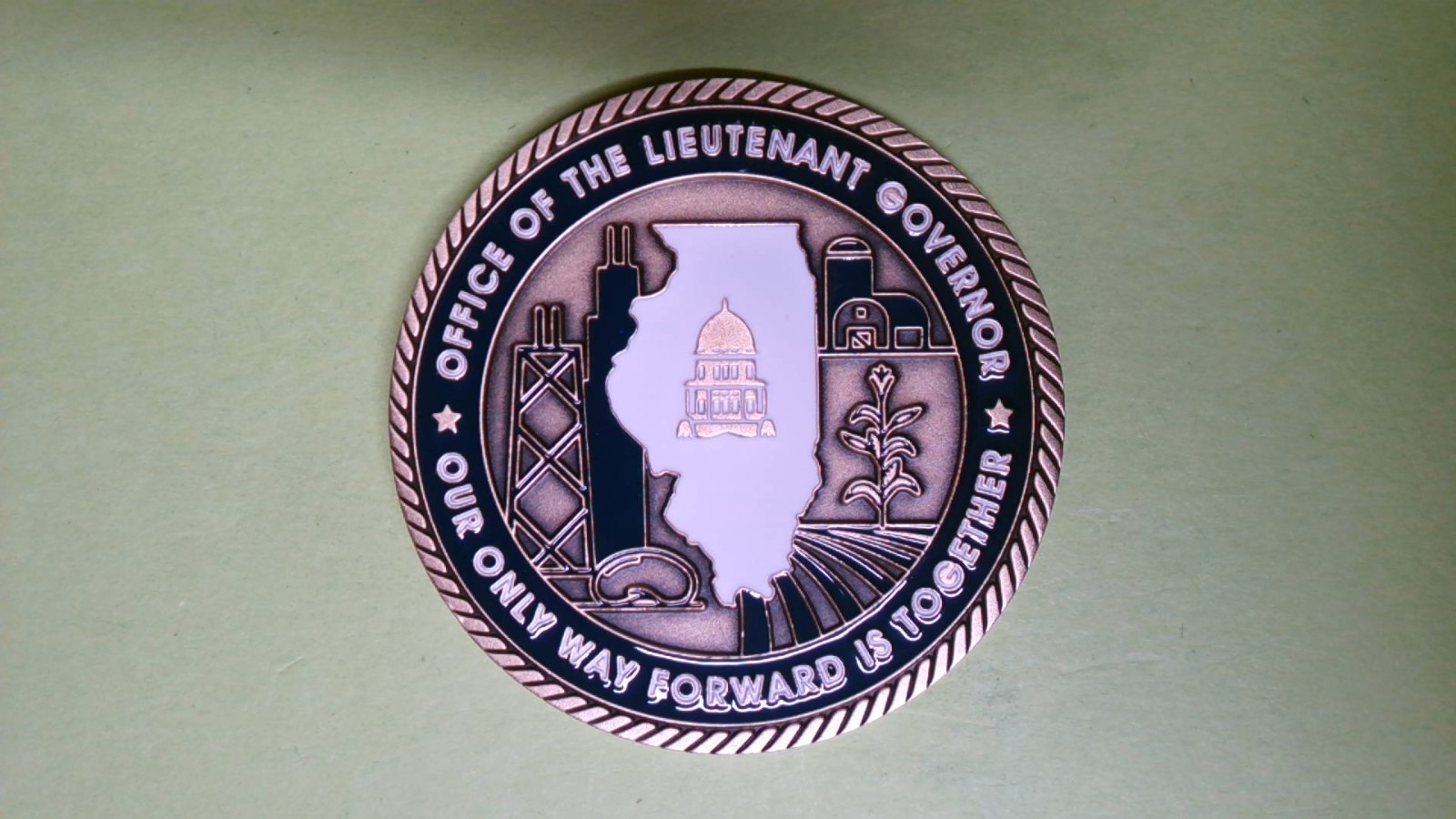 CHALLENGE COIN OFFICE OF THE LIEUTENANT GOVERNOR STATE OF ILLINOIS