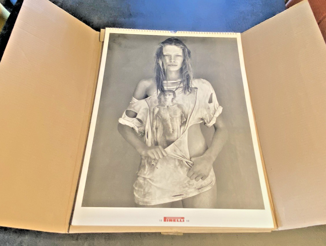 1998 Pirelli Calendar with Original Cardboard - BRUCE WEBE - Numbered - Nice Condition.