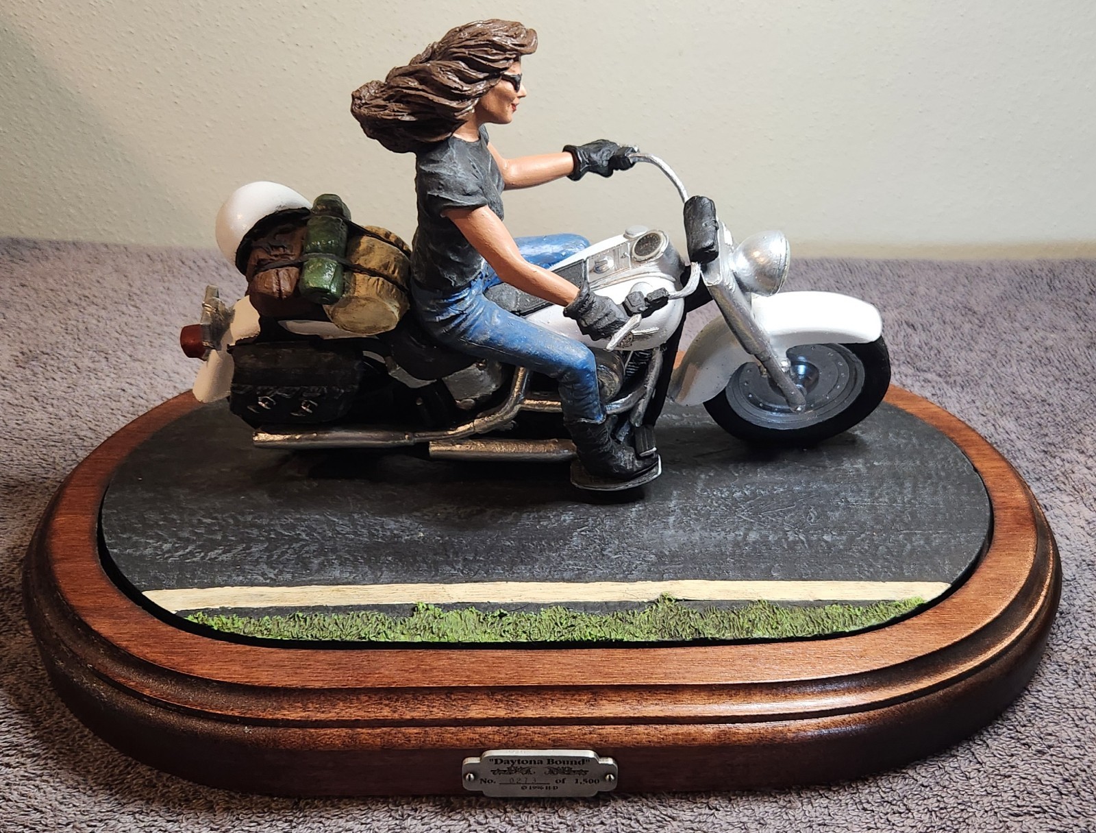 Rare 1996 Harley Davidson Motorcycle “DAYTONA BOUND” Sculpture #273/1500 Rare 1996 Harley Davidson Motorcycle “DAYTONA BOUND” Sculpture #273/1500