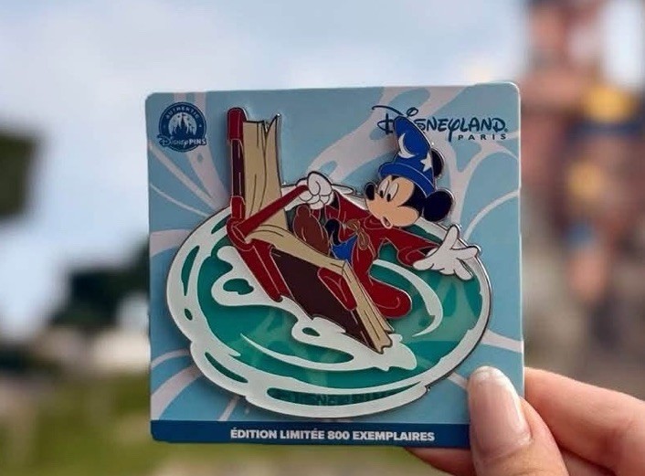 Disneyland Paris Pin Mickey Sorcerer Waves  Limited Edtion 800 LE