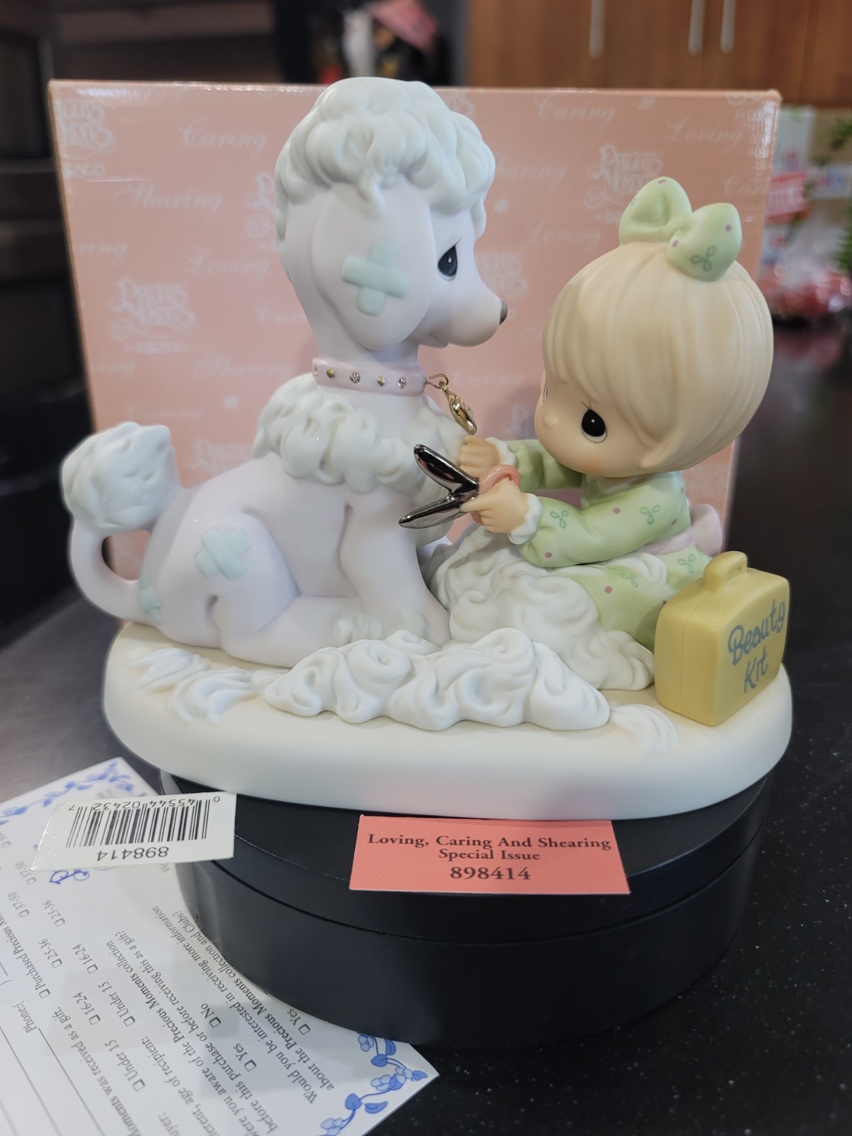 Adorable Precious Moments 898414 Loving Caring And Shearing SPECIAL Edition 