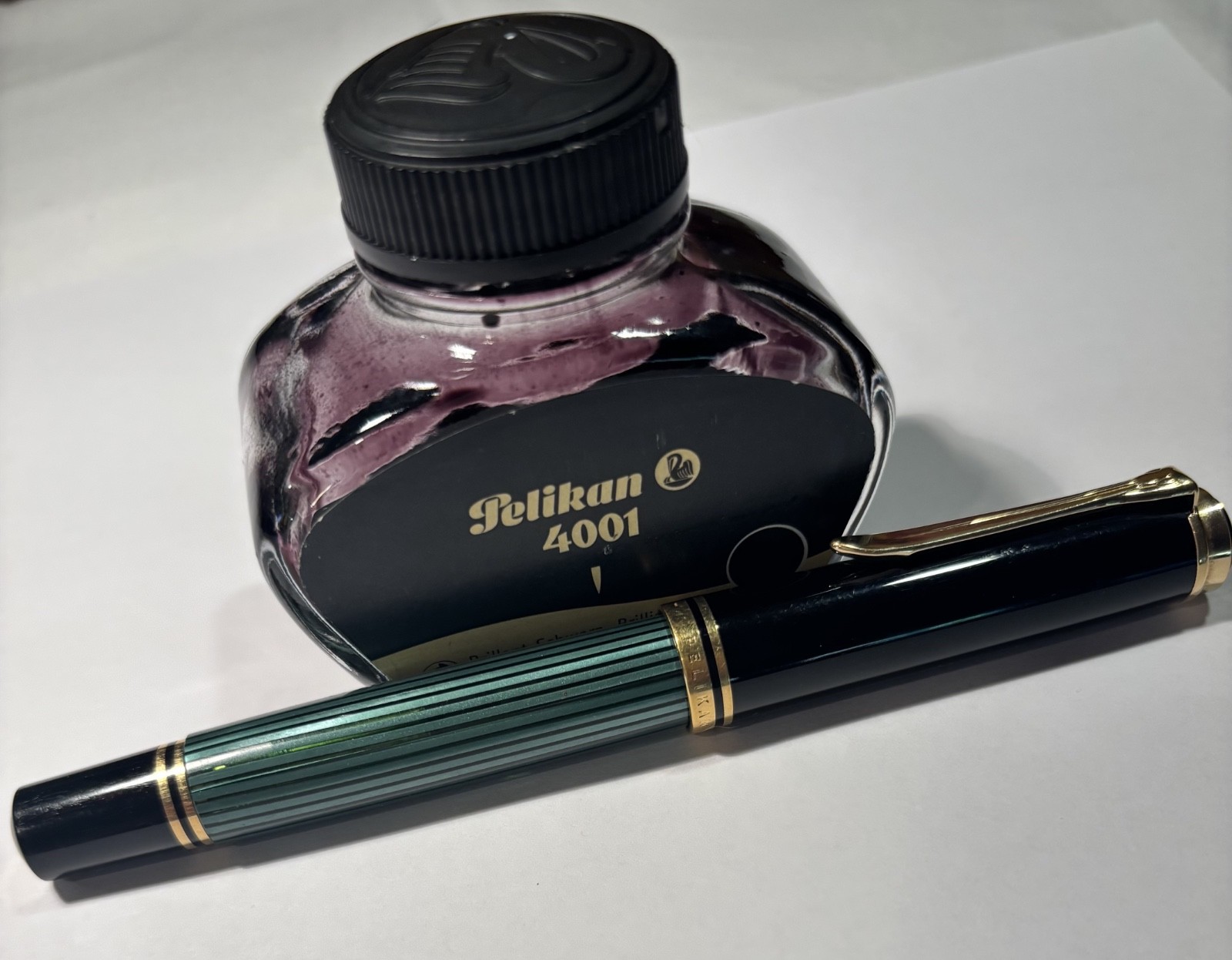 Pelikan Souverän M800 Green-Black Fountain Pen - Corefit Orthotics CEO Owned