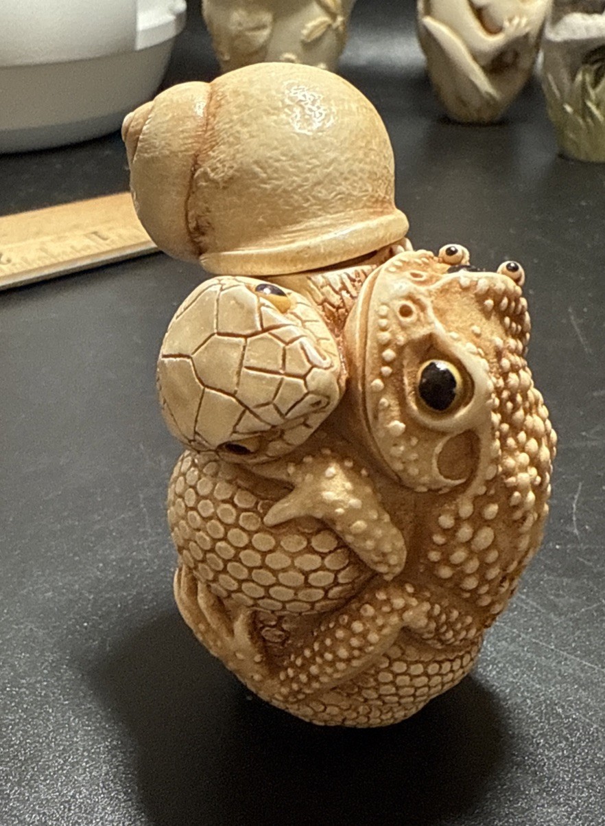 Harmony Kingdom ADAM BINDER Sansukumi Frog Snake Snail in Deadlock LE18/250