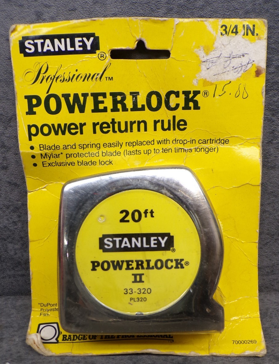 Vintage Stanley PowerLock II 20 ft Tape Measure 33-320 Made In USA PL320