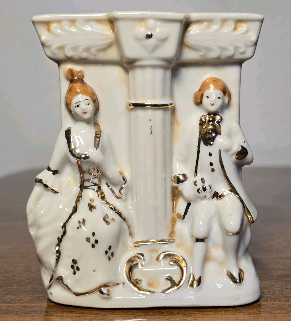 Vtg Maruyama Toki Japan Porcelain Courting Couple Planter Vase Gold Trim