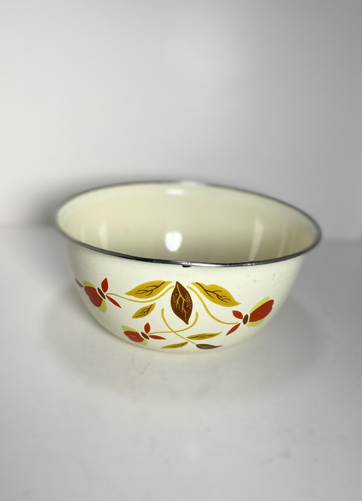 Hall's Superior Jewel Tea Autumn Leaf Mixing Bowl – Porcelain-Clad Steel, 9