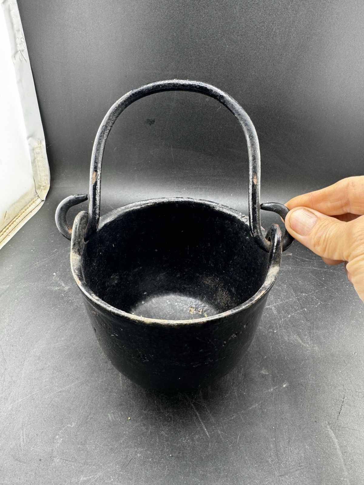 Antique Cast Iron Small Cauldron w/ Bail Handle, Early–Mid 19th Century RARE