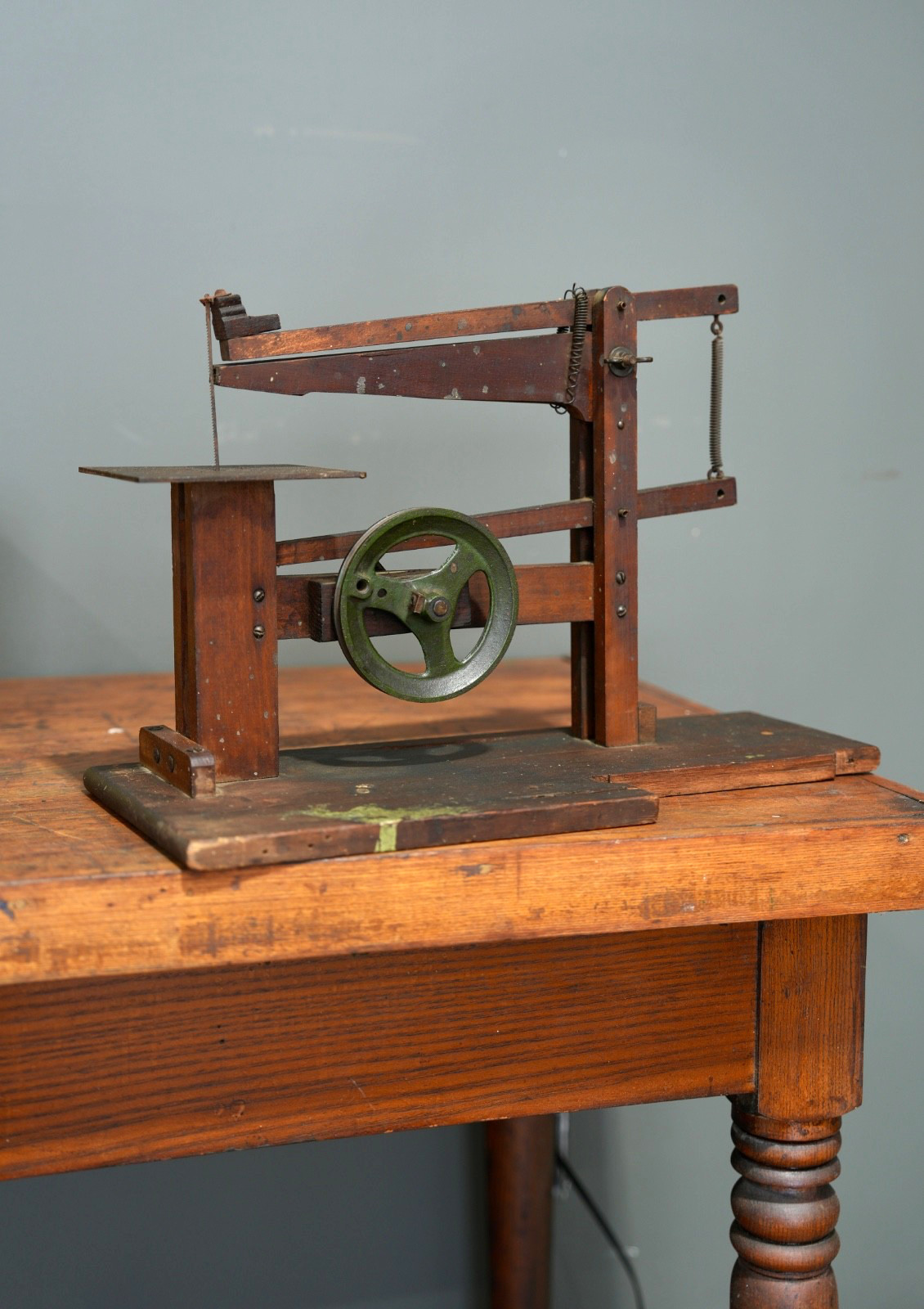Vintage Scroll Saw Antique Hand Saw Woodworking Tool Primitive Industrial Crank Vintage Scroll Saw Antique Hand Saw Woodworking Tool Primitive Industrial Crank