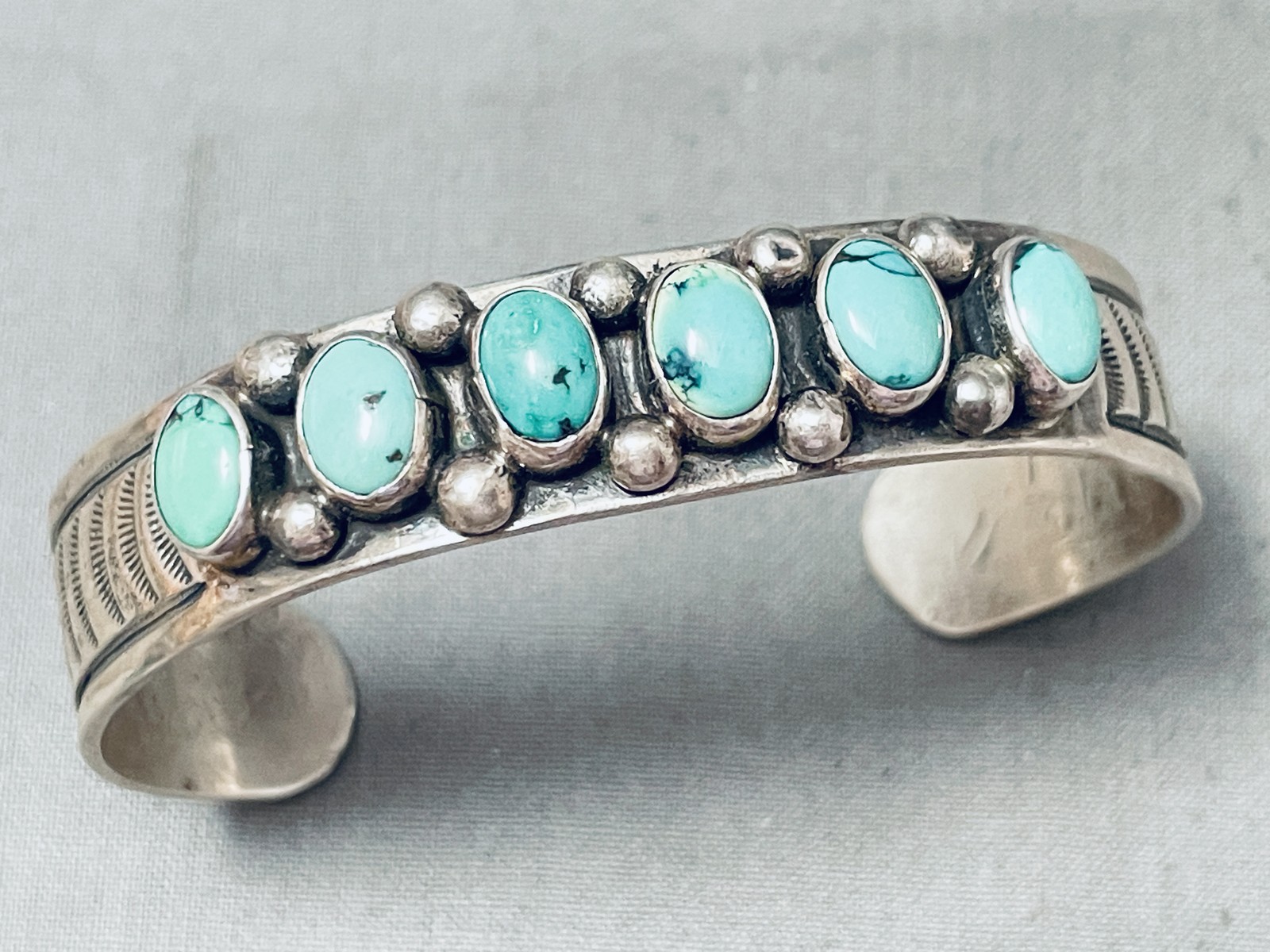 SIX STONE TURQUOISE VINTAGE NAVAJO SIGNED V HICKS STERLING SILVER CUFF BRACELET