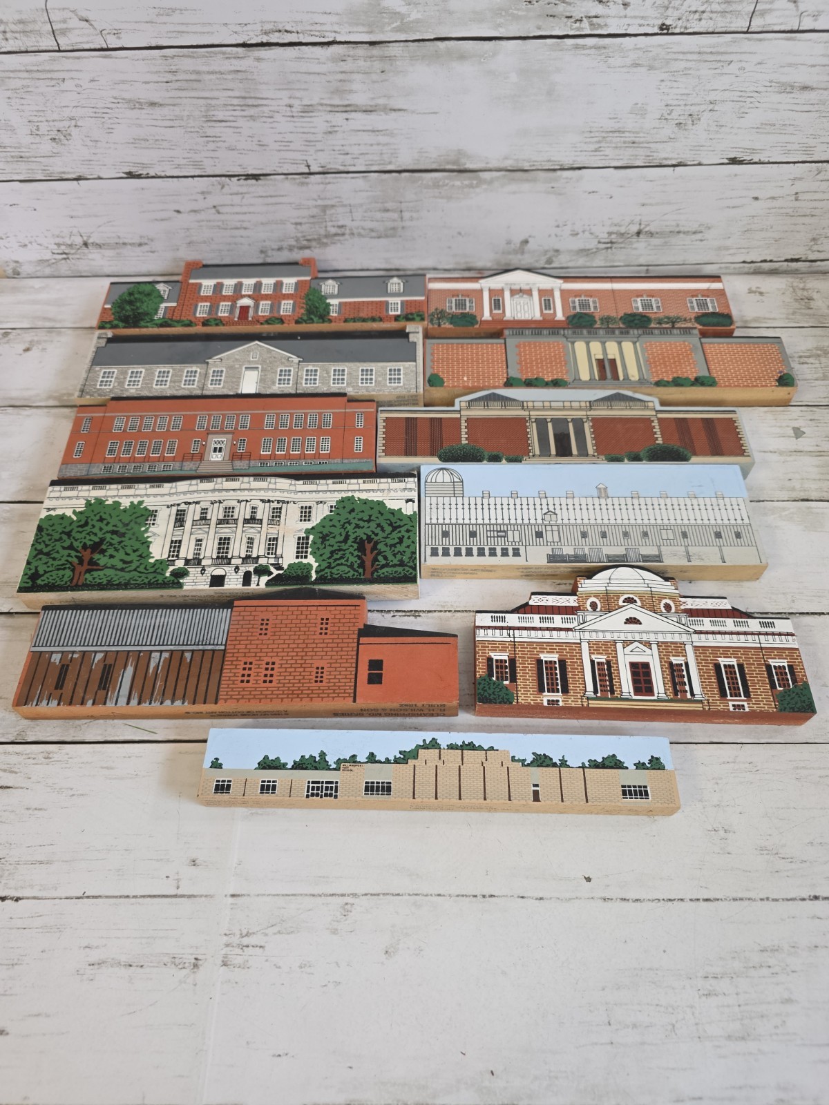 Vintage Cat's Meow Style Village Lot of 8 Virginia Historic Buildings Shelf S