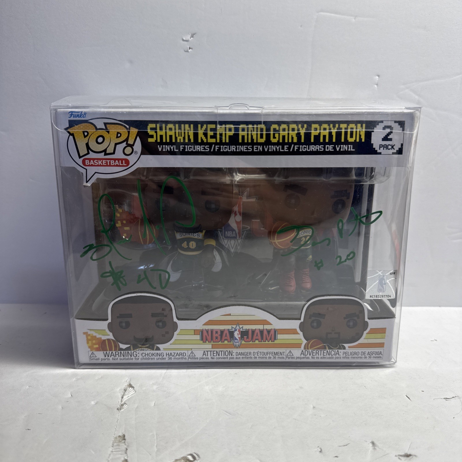 Gary Payton & Shawn Kemp Signed in green Funko Pop | BECKETT  Coa  W/ Cover