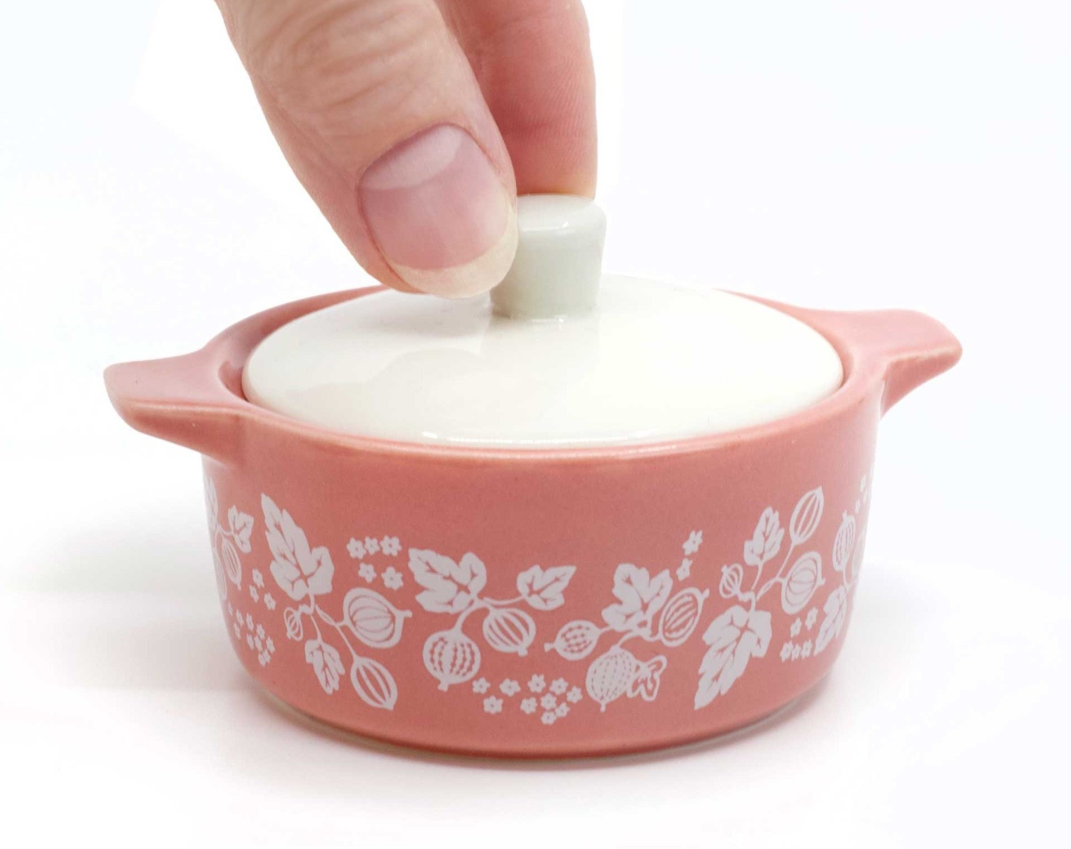 Gooseberry Inspired Mini Ceramic Trinket Box 3.5” Pink Vintage Style Gooseberry Inspired Mini Ceramic Trinket Box 3.5” Pink Vintage Style
