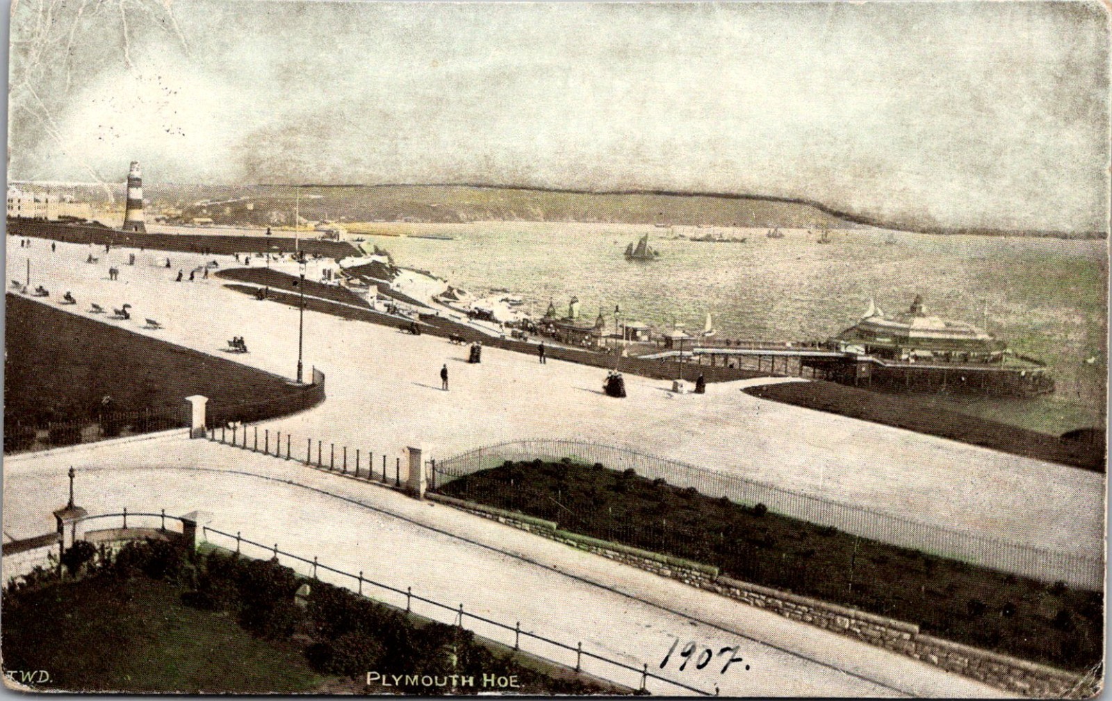 Plymouth Hoe Vintage Postcard TPX11