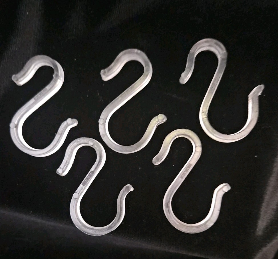 5 Anchor Hocking Punch Cup Hangers/Hooks Clear Plastic 5 Anchor Hocking Punch Cup Hangers/Hooks Clear Plastic