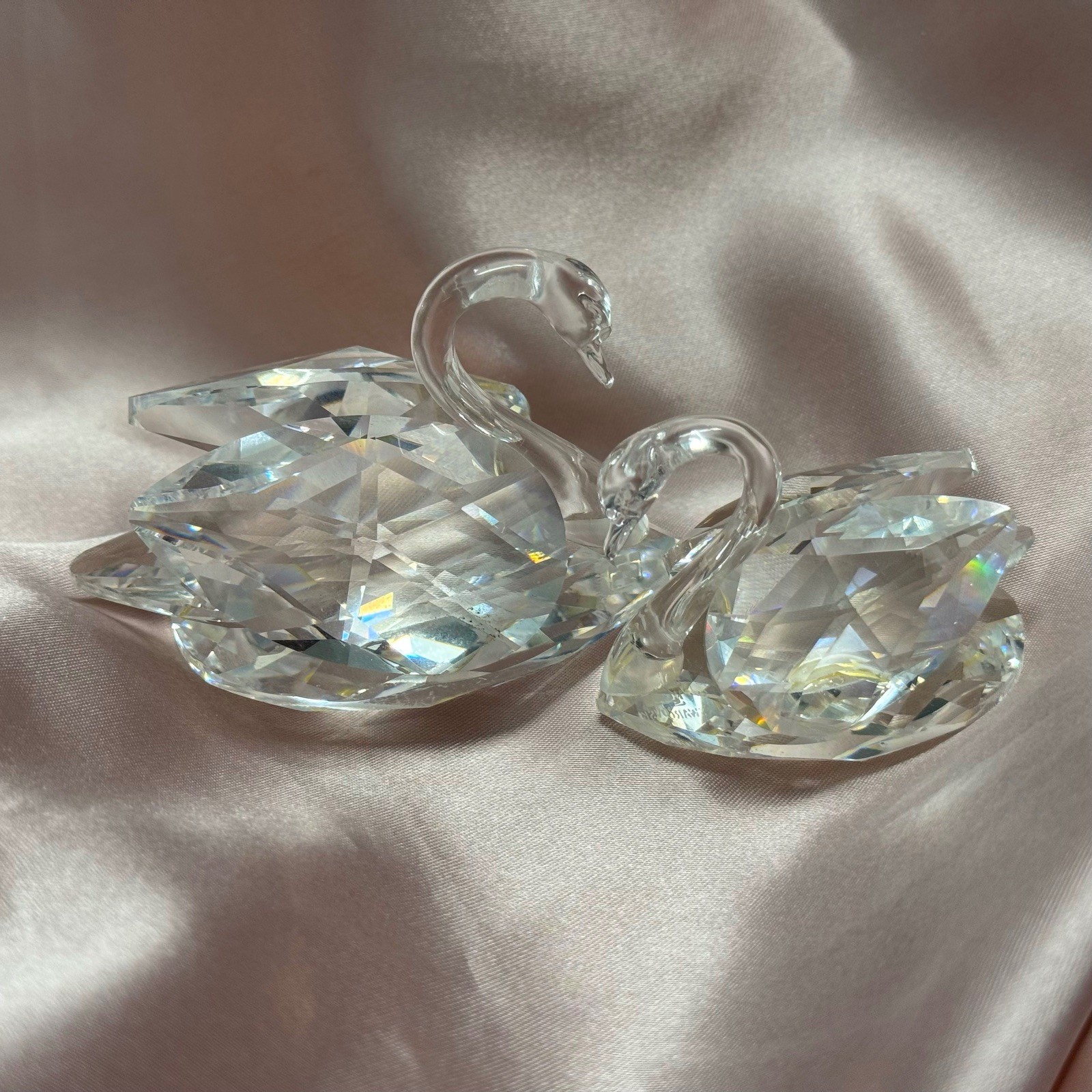 Swarovski Crystal Swans Mother and Child, Figurines, Mint