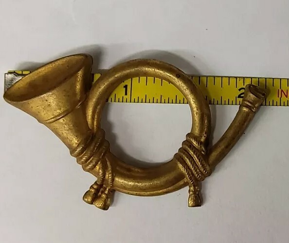 ORIGINAL INFANTRY HAT INSIGNIA 1872-1875 INDIAN WARS ERA KEPI BUGLE INSIGNIA ORIGINAL INFANTRY HAT INSIGNIA 1872-1875 INDIAN WARS ERA KEPI BUGLE INSIGNIA
