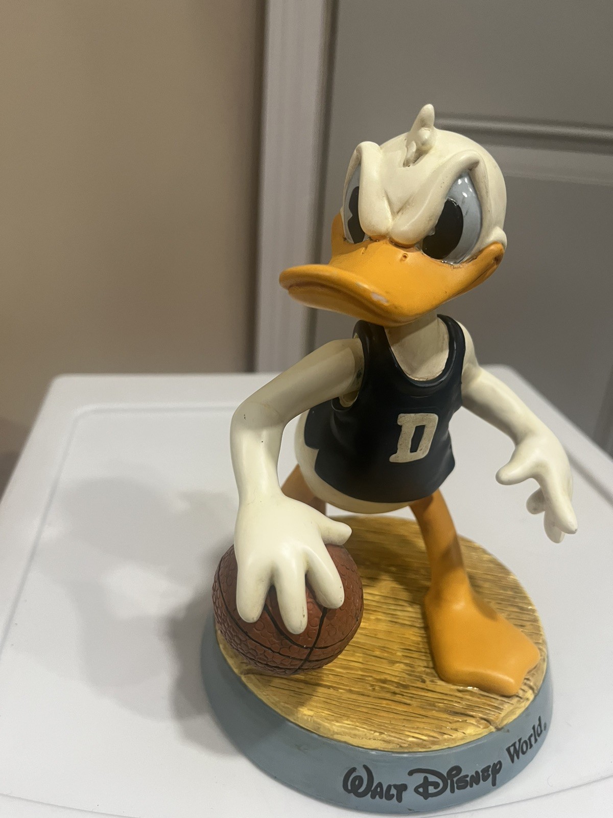 Rare VTG Donald Duck Dribbling Basketball Bobblehead & Arm 7