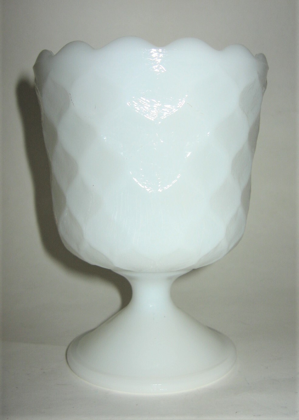 VTG E. O. Brody Vase or Planter -White Milk Glass - MJ-42 - 6\ VTG E. O. Brody Vase or Planter -White Milk Glass - MJ-42 - 6\