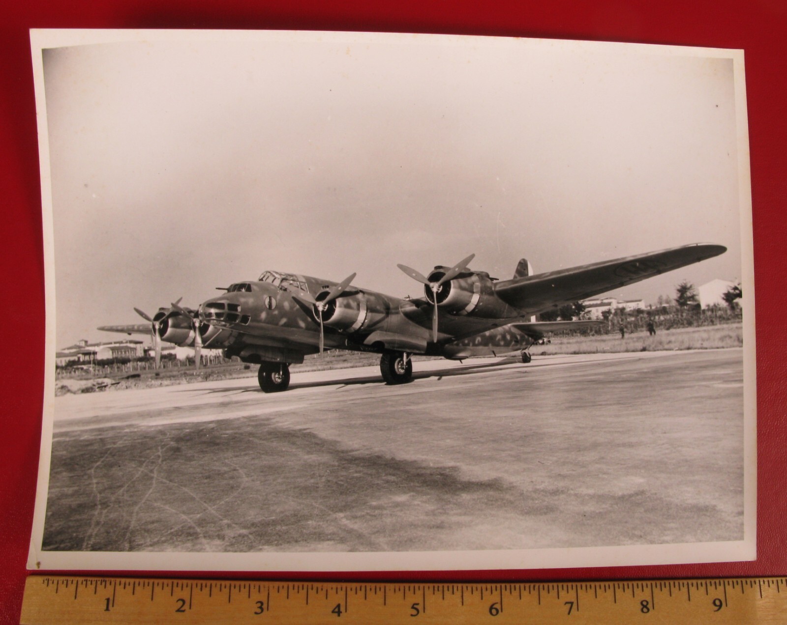 VINTAGE PHOTOGRAPH AIRPLANE BOMBER P108-B ROYAL AIR FORCE ? WWII MILITARY 