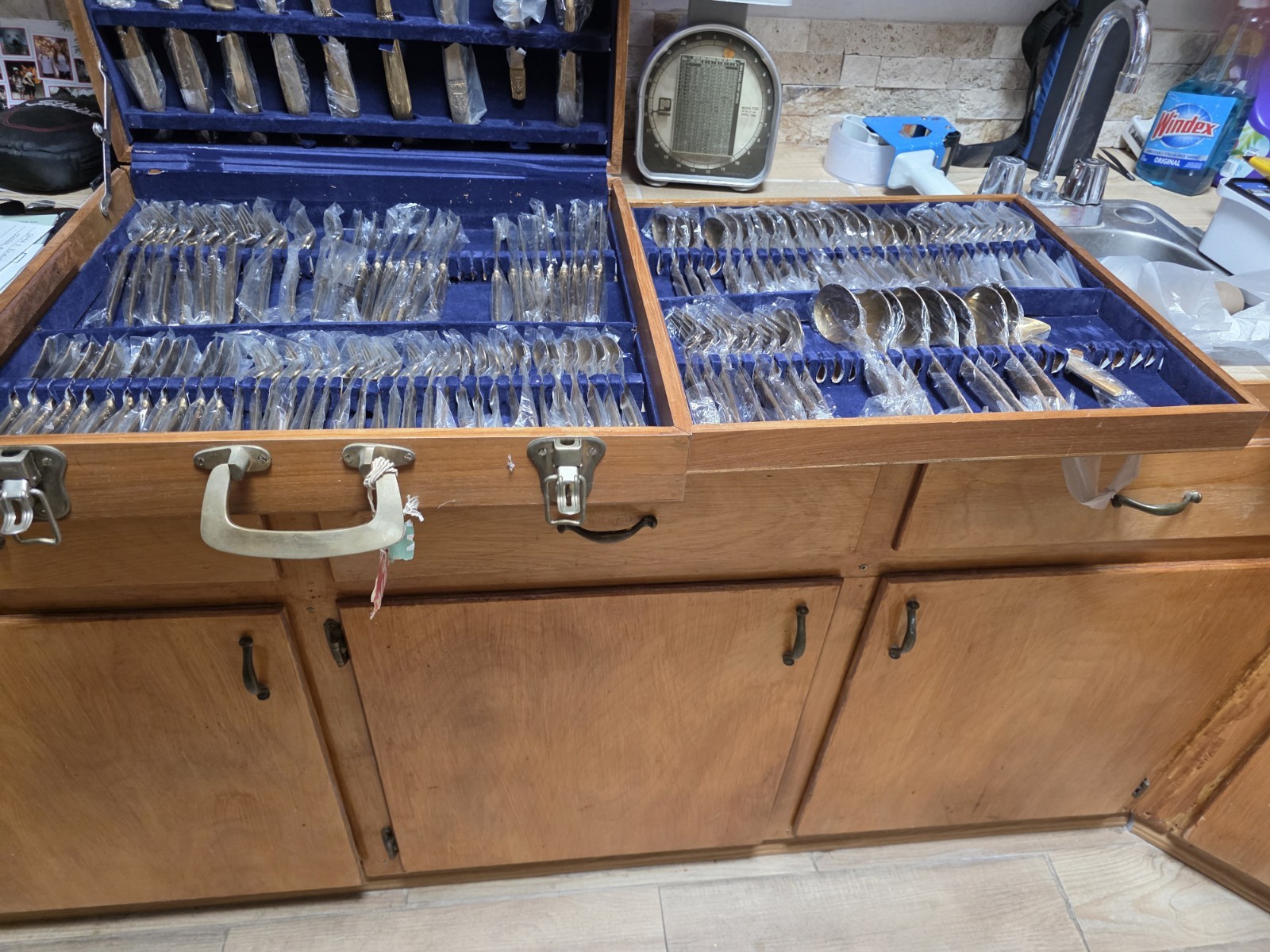 VTG. MID-CENTURY THAILAND BRONZE BRASS 120+ PC FLATWARE  SET IN Case MCM