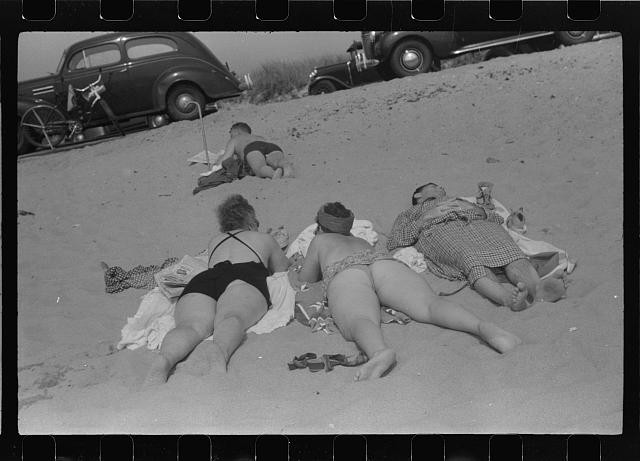 Photo:Provincetown Massachusetts 1940 New Beach Bathing Scene Cars